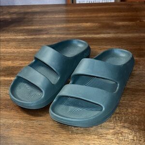 Bombas slip on sandals green double strap women's 5